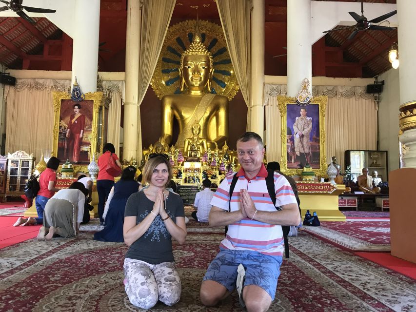 Chiang Mai Top Temples & Handicraft Center Private Day Tour - Common questions