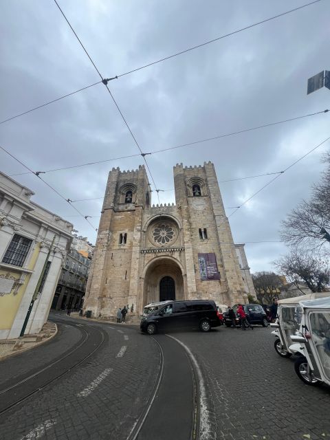 City Tour & Alfama History Tour - Booking Details and Policies