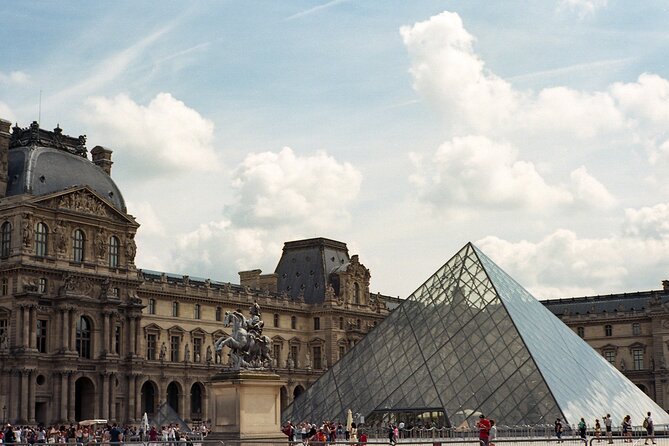 Da Vinci Code Movie Locations Private Tour in Paris - Safety Measures