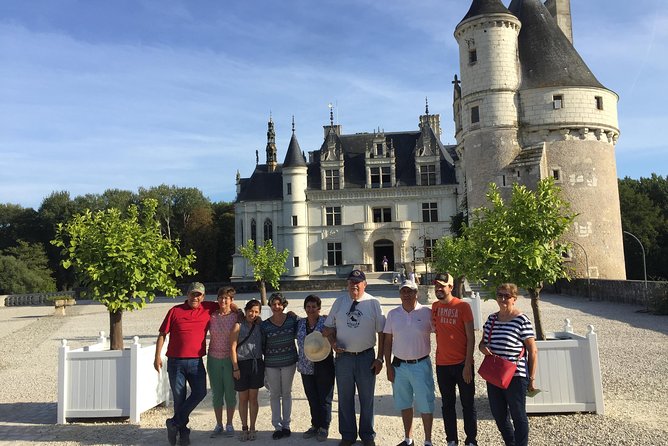 Discover the Castles of Chambord and Chenonceau - Common questions