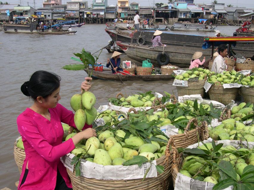 Discover the Charms of Cai Rang Floating Market - Last Words