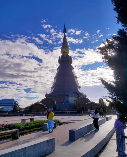 Doi Inthanon: Full-Day Tour With Waterfalls & Hilltribes - Recommended Itinerary