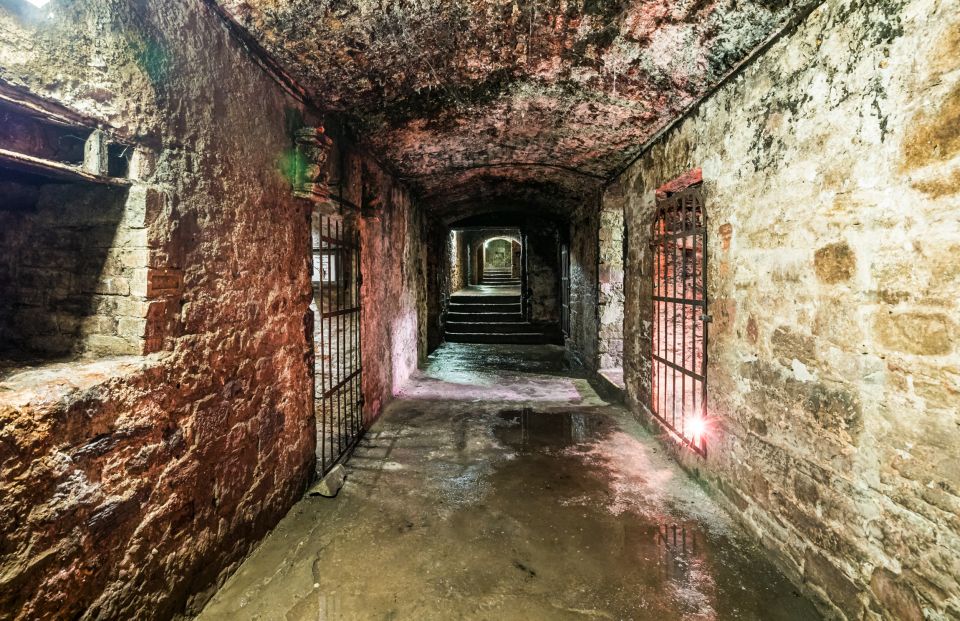 Edinburgh: Haunted Underground Vaults and Graveyard Tour - Last Words