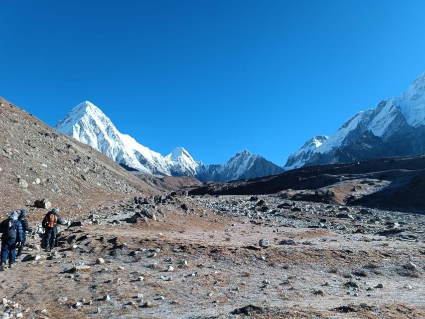 Everest Base Camp Trek 14 Days: Full Board EBC Trek Package - Accommodation & Meals