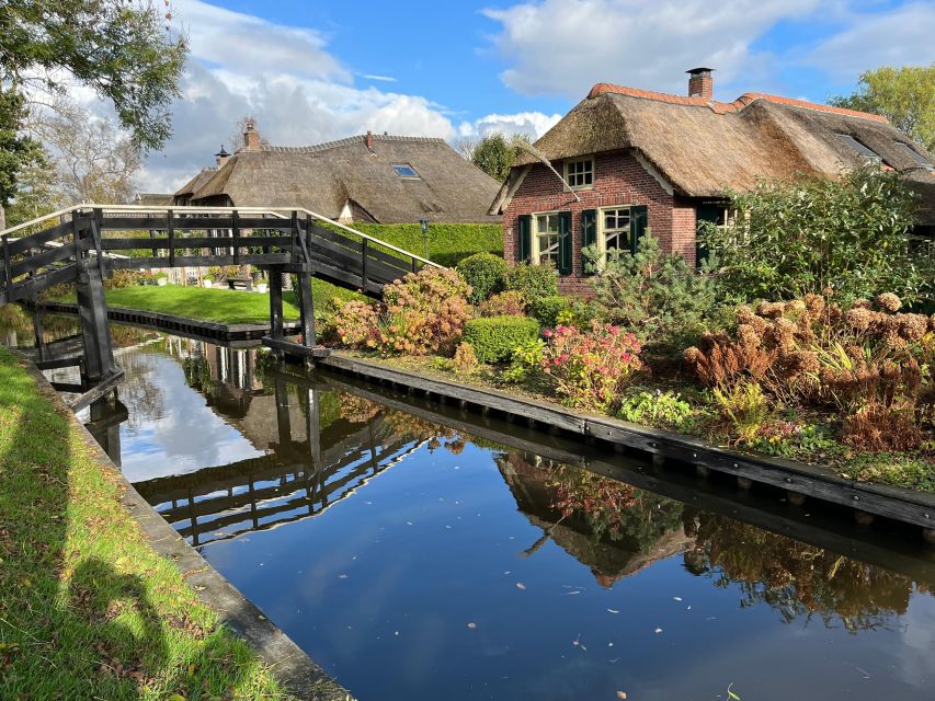 From Amsterdam: Giethoorn Small Group Tour With Boat Ride - Return Trip to Amsterdam