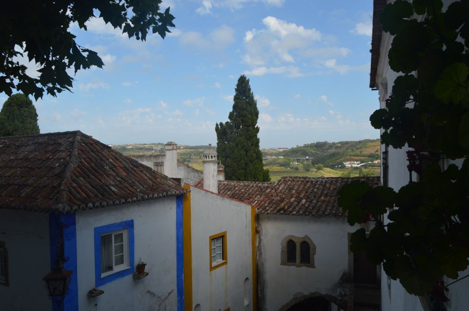 From Caldas Da Rainha or Obidos: Obidos Castle & Nazaré Tour - Common questions