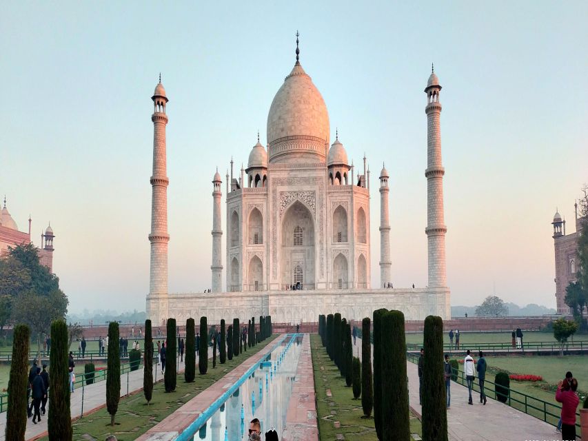 From Delhi: Private Taj Mahal and Agra Trip by Gatiman Train - Return Journey to Delhi
