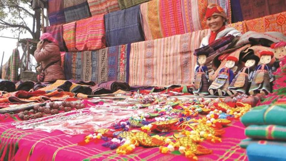 From Sa Pa: Sunday Bac Ha Market Group Tour - Common questions