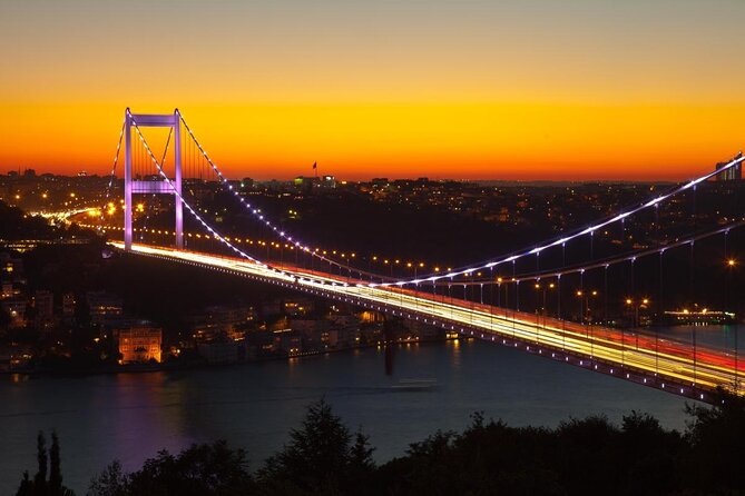 Guided Bosphorus Cruise With Luxury Yacht