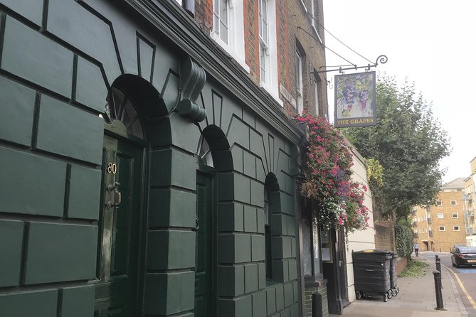 Historic Walk of East Londons Wapping Docks and Its Famous Pubs - Last Words