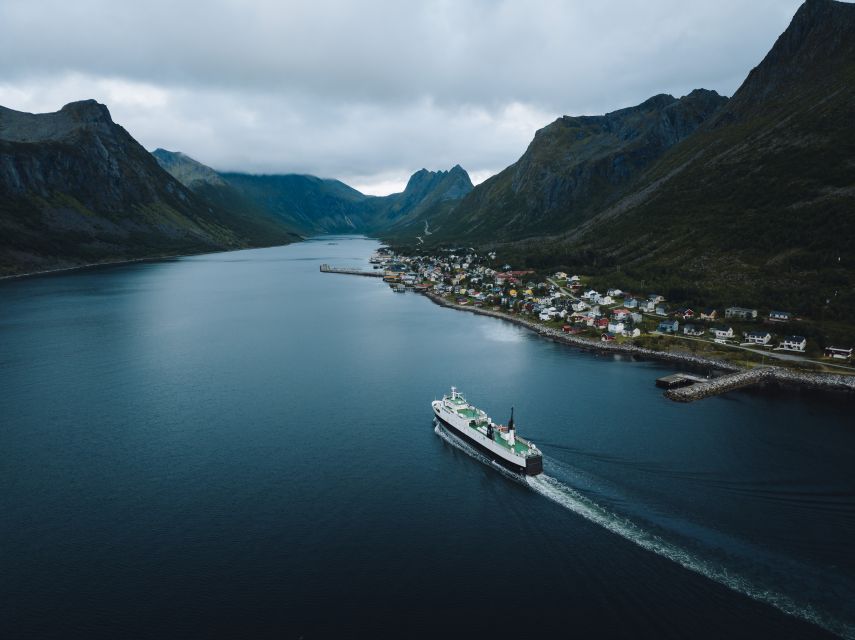 Hop-On/Hop-Off to 15 Places With the Arctic Route in Norway - Communication and Assistance Services