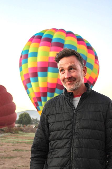 I Fly in a Hot Air Balloon From Mexico City and Have Breakfast in a Cave - Common questions