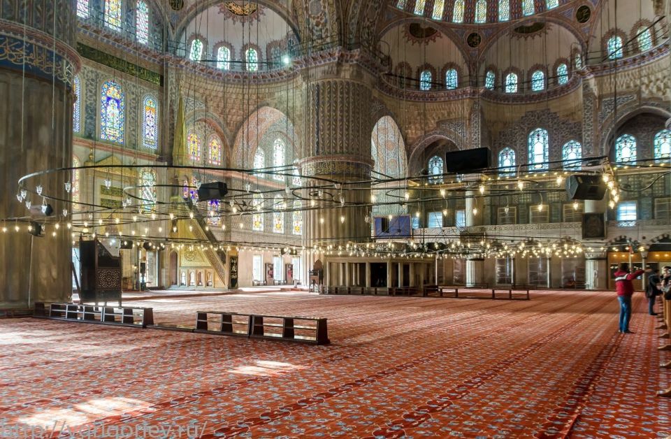 Istanbul: Basilica Cistern, Bosphorus Cruise, & Hagia Sophia - Common questions