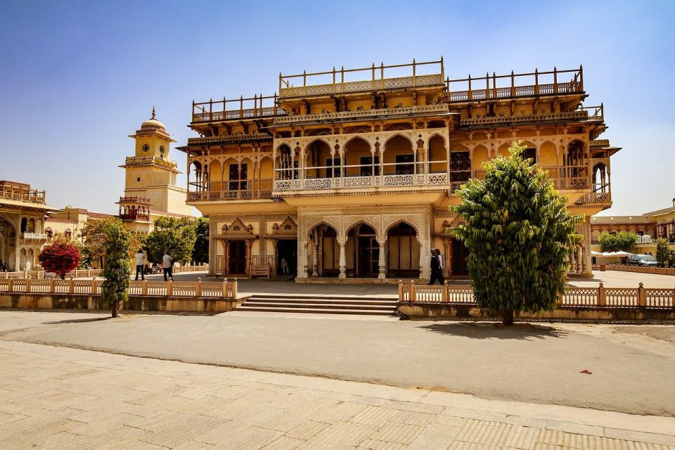 Jaipur : Guided Full Day Sightseeing Tour Of Jaipur City - Common questions