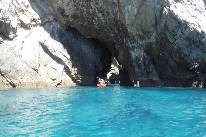 Kayak Tour From Sesimbra to Ribeira Do Cavalo Beach, Passing Through the Caves - Common questions