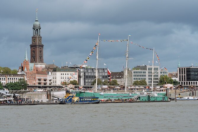 Large XXL Harbor Tour for 2 Hours of Experiencing the Elbe - Common questions