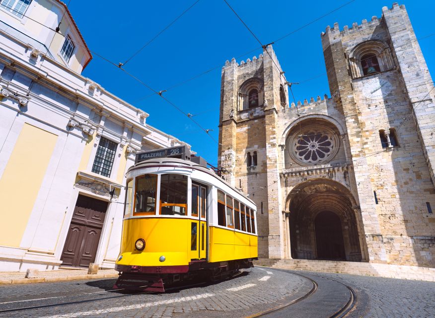 Lisbon: Historical Tour on a Tukxi - Gift Options