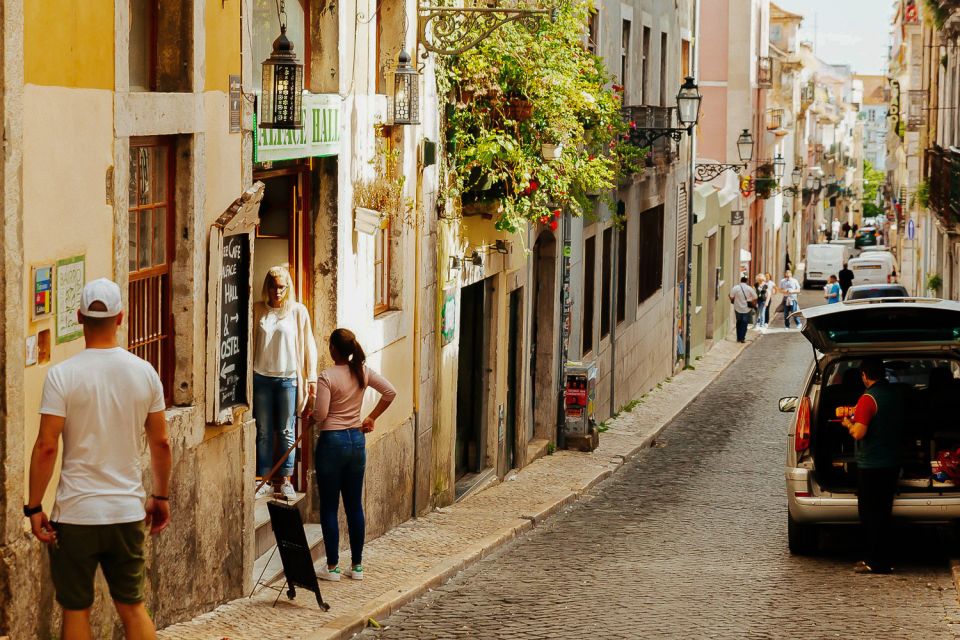 Lisbon: Local Neighborhoods Private Walking Tour With Snack - Last Words