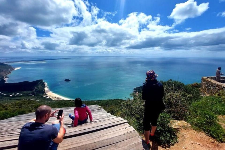 Lisbon: Private Arrábida & Sesimbra Beach Tour With Picnic - Common questions