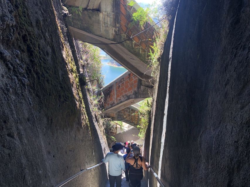 Medellín: Private Guatapé With Peñol Tickets and Boat Ride - Common questions