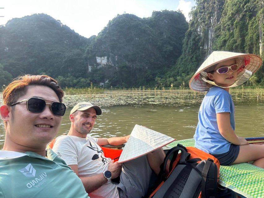 Ninh Binh - Hoa Lu - Tam Coc - Mua Cave Day Trip, Boat, Bike - Last Words