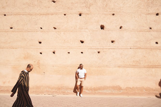 Photoshoot With a Local Photographer in Marrakech - Common questions