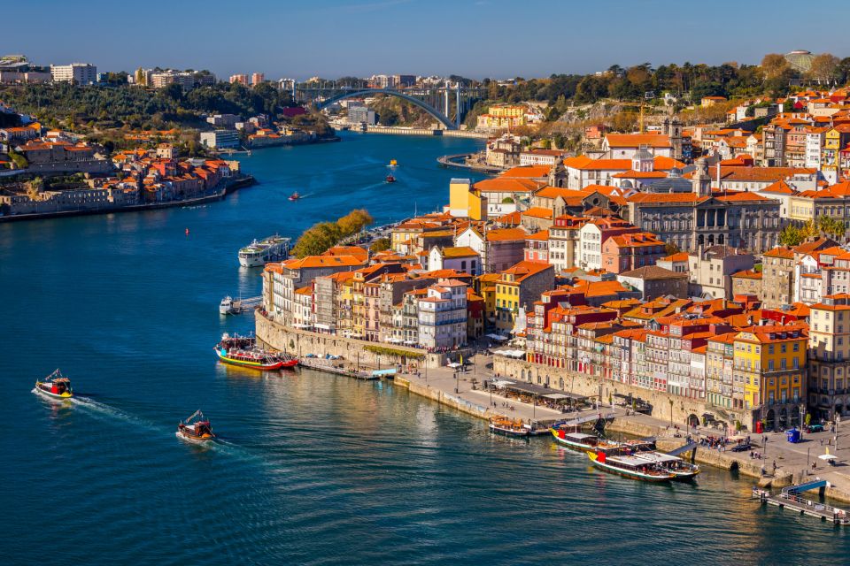 Porto: Highlights Self-Guided Scavenger Hunt and City Tour - Tour Logistics