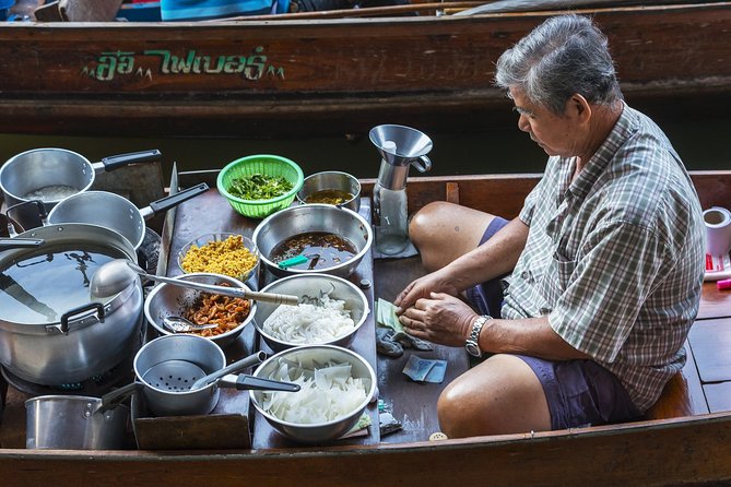 Private Guided Tour to Train Market and Damnoensaduak Floating Market - Pricing Information