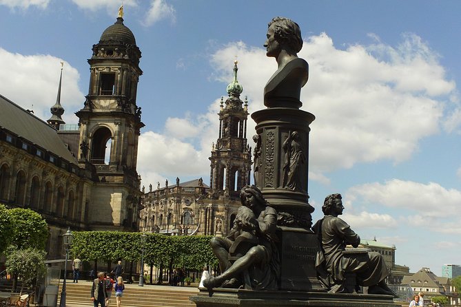 Public Guided Tour of the Old Town Including a Tour of the Frauenkirche - Last Words