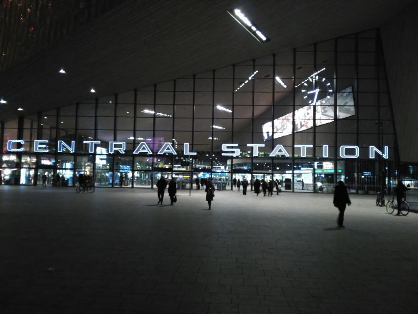 Rotterdam: Evening Architecture Walking Tour - Common questions