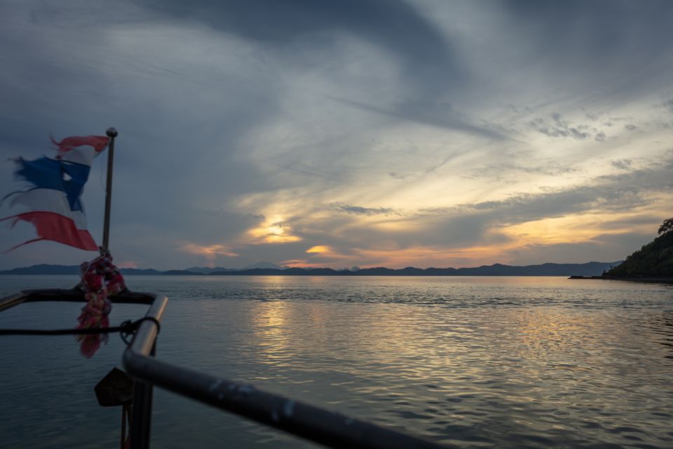 Small Group Phang Nga Bay Relaxing Sunset Tour With Lunch - Scenic Canoe Trips