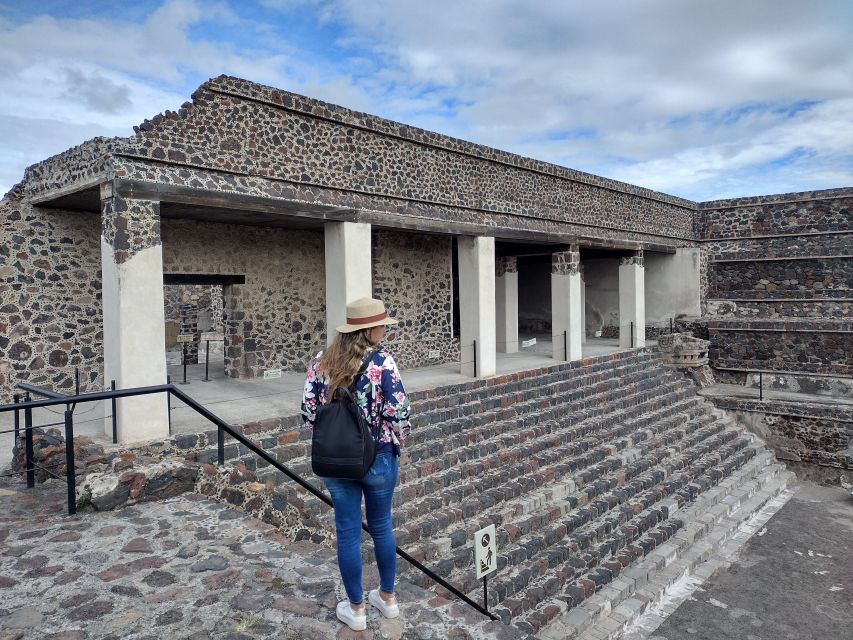 Teotihuacan Pyramids Private Tour - Product Details