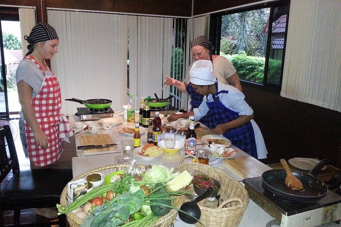 Thai Cooking Class With Local Market Tour in Koh Samui - Common questions