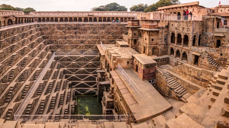 Visit Chand Baori, Fatehpur Sikri With Agra Drop From Bundi - Common questions