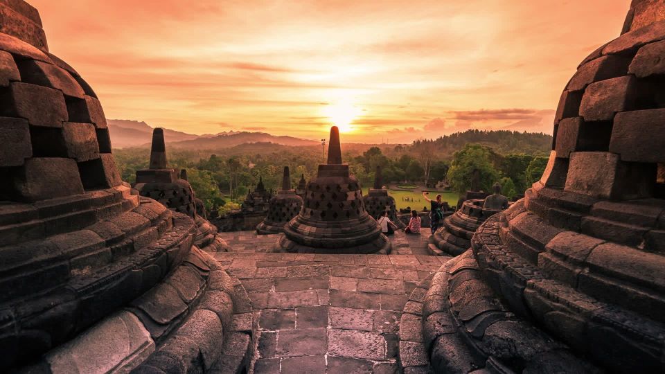 Yogyakarta: Borobudur Sunset & Kedung Kayang Waterfall - Tips for Enjoying Kedung Kayang Waterfall