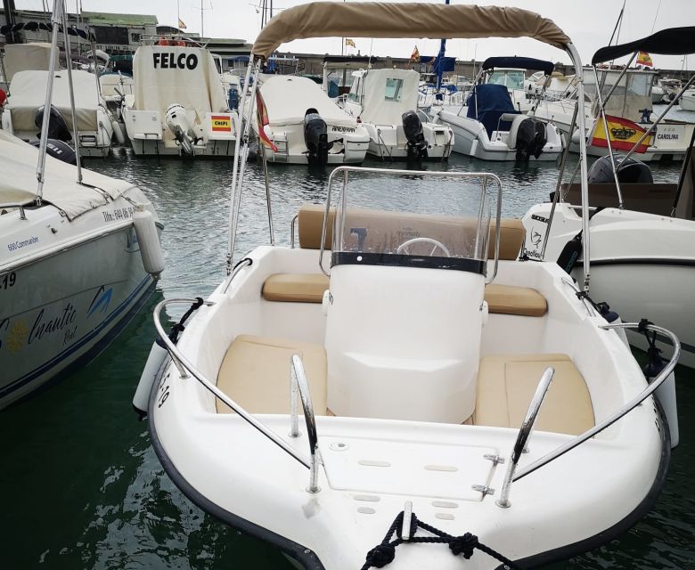 Benalmádena: Private Boat Rental Without a License - Common questions