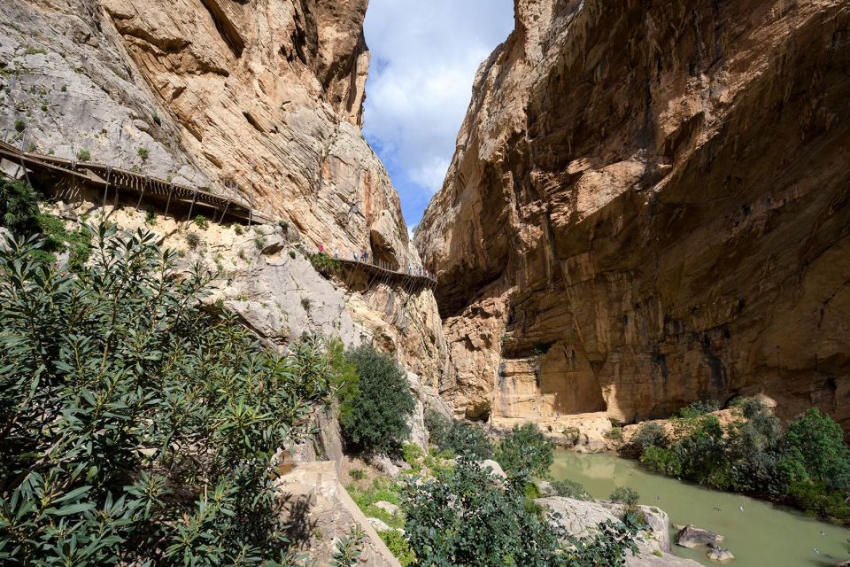 Caminito Del Rey: Guided Tour With 1 Drink and Shuttle Bus - Last Words