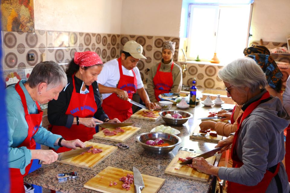 Desert Cooking Class at Local Family House - Last Words