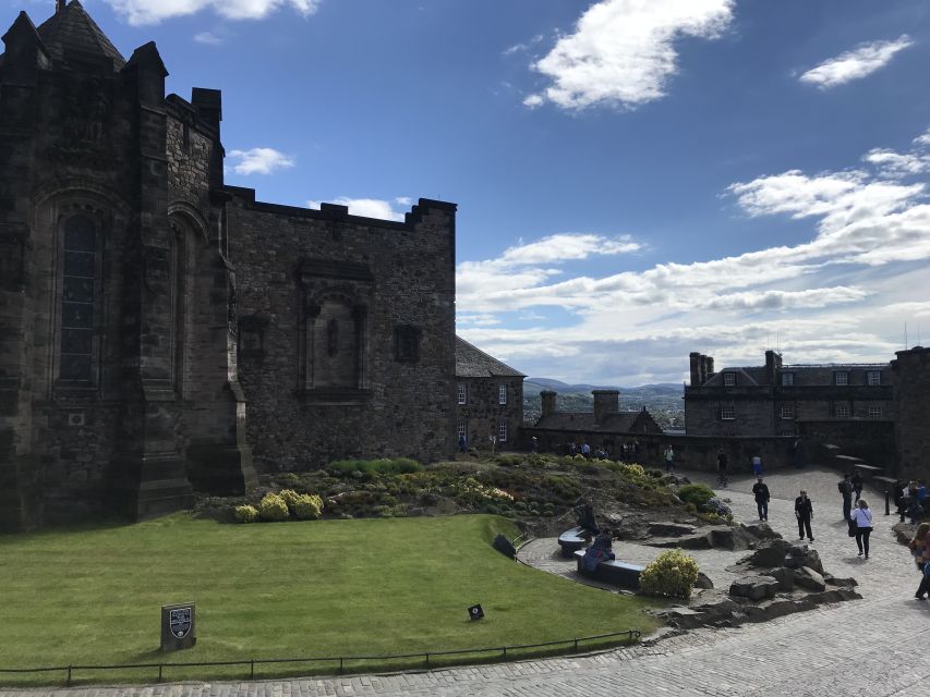 Edinburgh Castle: Guided Walking Tour With Entry Ticket - Last Words