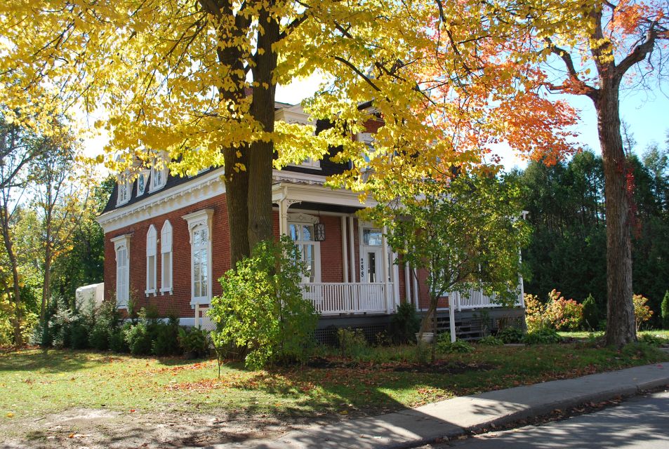 Montréal: Day Trip Along the Chemin Du Roy to Trois-Rivières - Accessibility