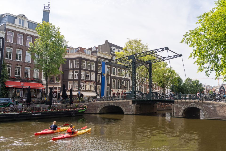 Small-Group Walking Tour With Amsterdam Canal Cruise - Common questions