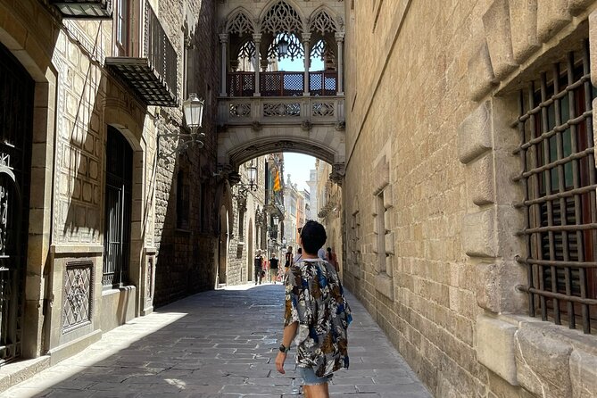 A Day Discovering the Authentic Barcelona - Key Points