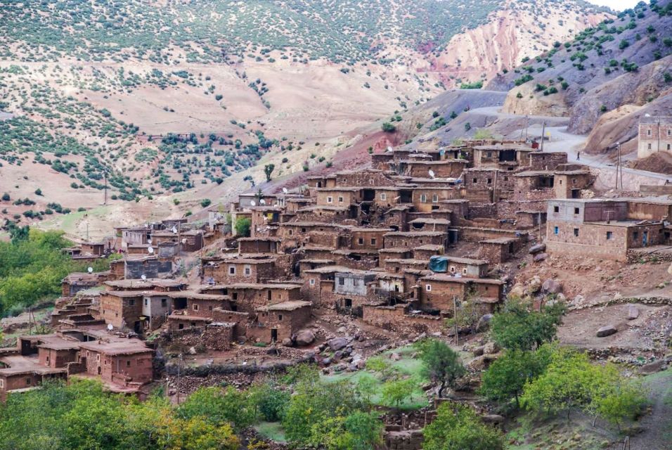 A Tour in the Atlas Mountains and Lunch. - Key Points