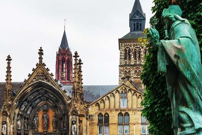 Aachen Scavenger Hunt and Best Landmarks Self-Guided Tour - Key Points