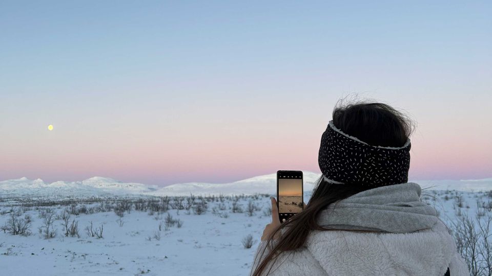 Abisko: Guided Sunrise Morning Hike With Hot Chocolate - Key Points