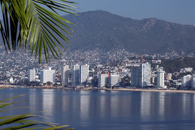 Acapulco City Tour With Cliff Divers - Key Points