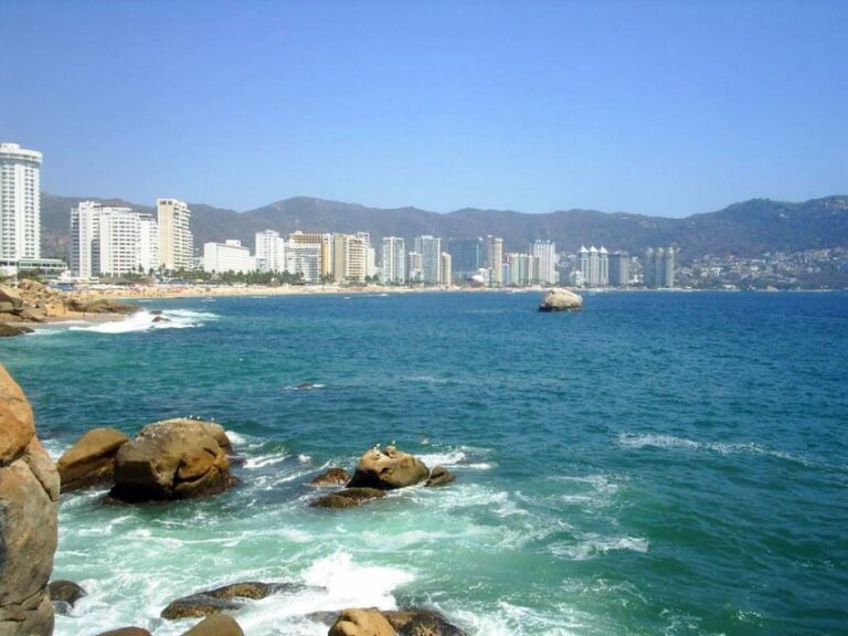 Acapulco: Half-Day City Tour & La Quebrada Cliff Divers