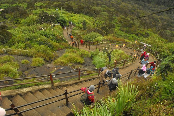 Advancers Mountain Hiking at Adams Peak and White Water Rafting - Key Points
