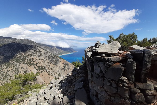 AGIA ROUMELI-PAPOURA Peak, Hike Adventure - Key Points