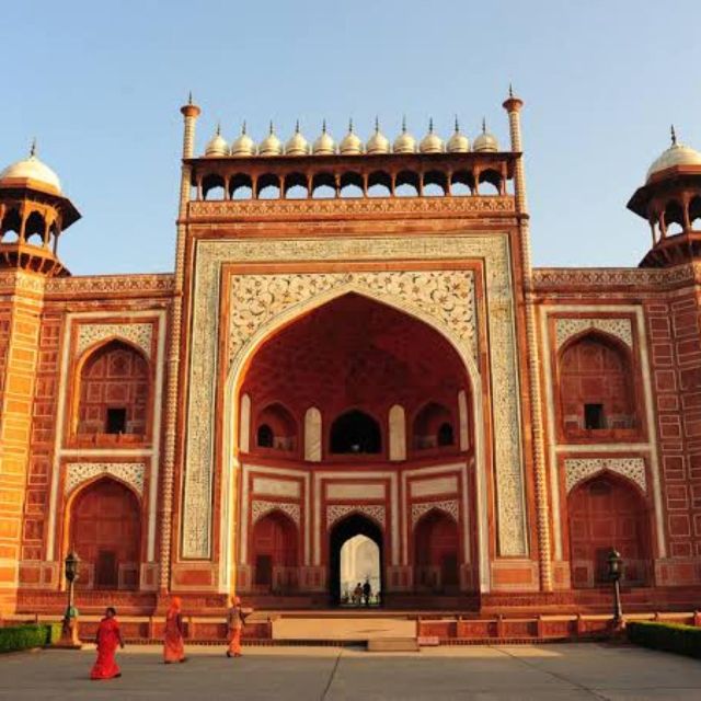 Agra: Experience Taj Mahal With Private Guide - Key Points